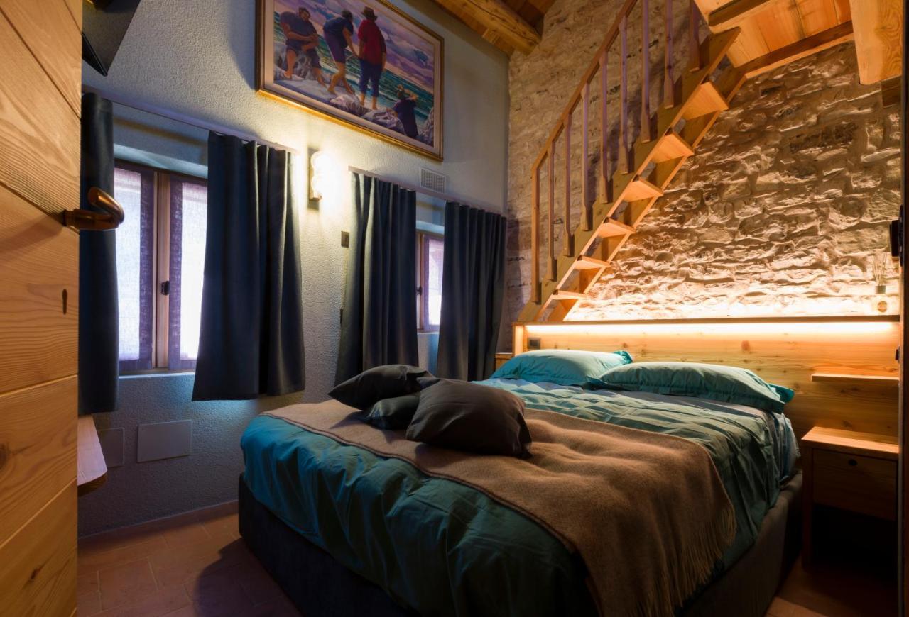 Dimora Grotta Azzurra Hotel Tiago ภายนอก รูปภาพ